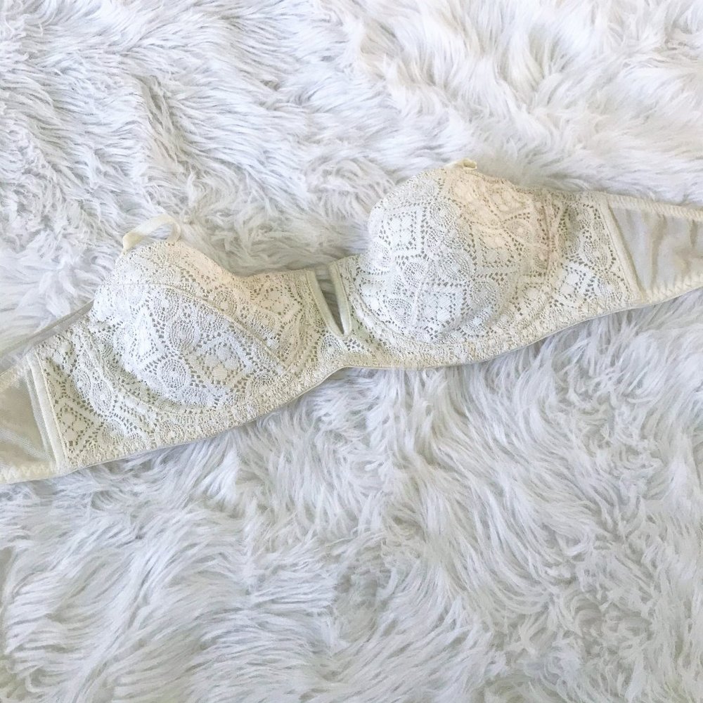 ❗️DONATING TMRW Free People Lacy Bralette
